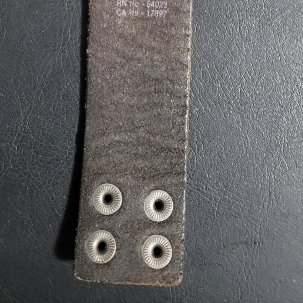 Cuff - Picture 2 of 3